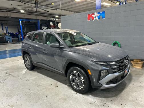 2026 Hyundai TUCSON Hybrid Blue SE