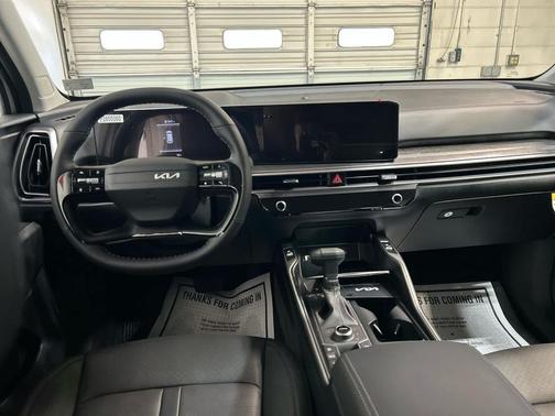 GLACIAL WHITE 2026 Kia Sorento EX