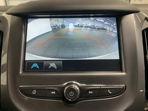 Summit White 2018 Chevrolet Cruze LT