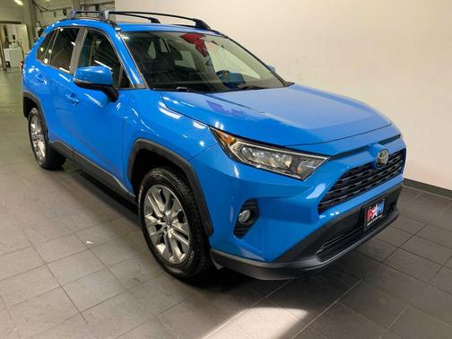 2019 Toyota RAV4 XLE Premium