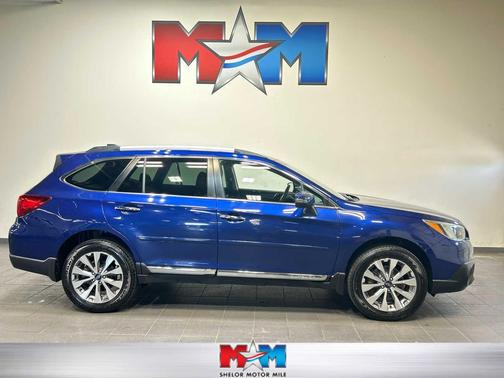 Lapis Blue Pearl 2017 Subaru Outback 3.6R Touring