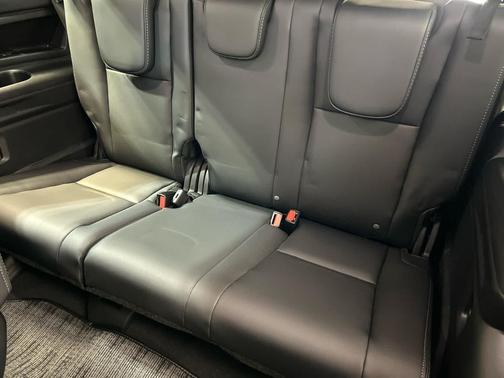 MAGNETITE GRAY 2026 Subaru Ascent Limited 7-Passenger
