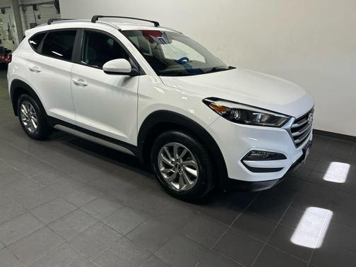 Dazzling White 2018 Hyundai TUCSON SEL