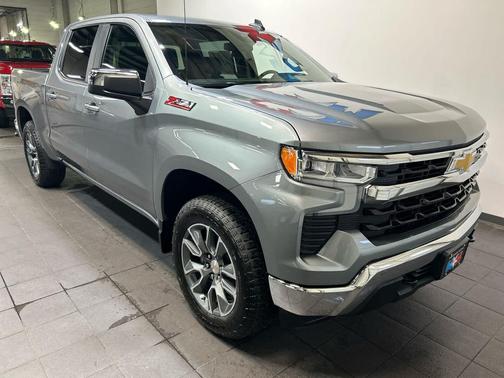 Sterling Gray Metallic 2026 Chevrolet Silverado 1500 LT