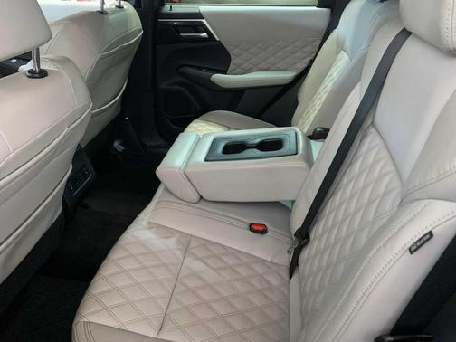 2022 Mitsubishi Outlander SEL 2.5 S-AWC