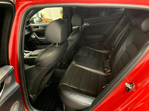 2018 Kia Stinger GT2