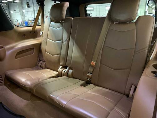 2017 Cadillac Escalade ESV Platinum