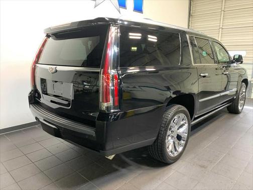 2017 Cadillac Escalade ESV Platinum