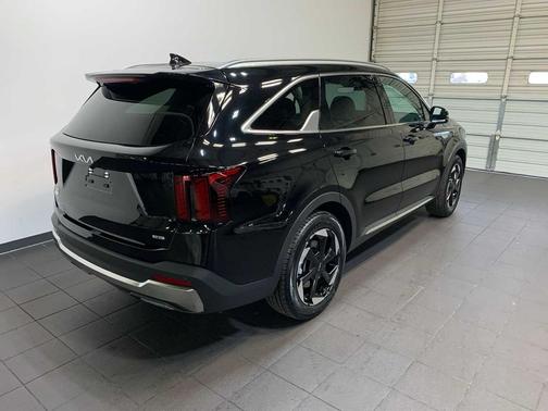 2025 Kia Sorento Hybrid EX