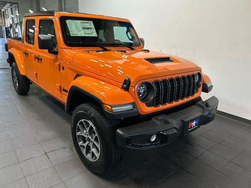 Black Clearcoat 2026 Jeep Gladiator Sport S