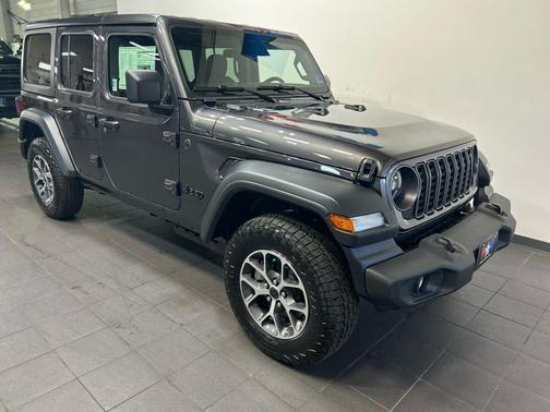 Granite Crystal Metallic Clearcoat 2026 Jeep Wrangler Sport S
