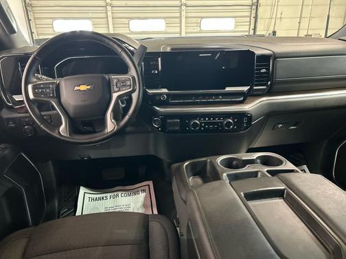 Summit White 2025 Chevrolet Silverado 2500 LT