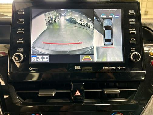 2023 Toyota Camry Hybrid XLE