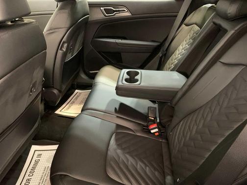 Wolf Gray 2026 Kia Sportage X-Line