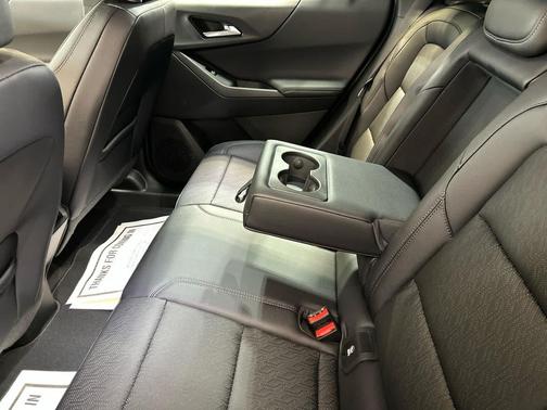 Summit White 2026 Chevrolet Equinox 1LT