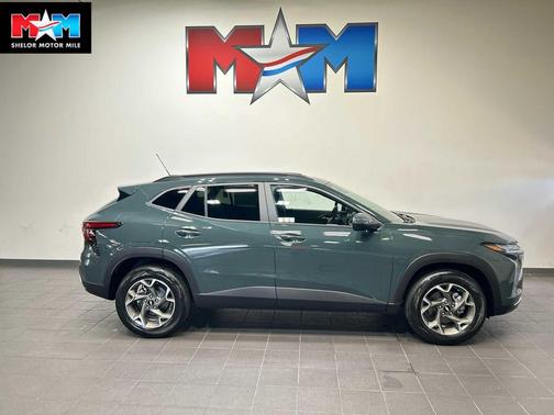 Cypress Gray 2026 Chevrolet Trax LT