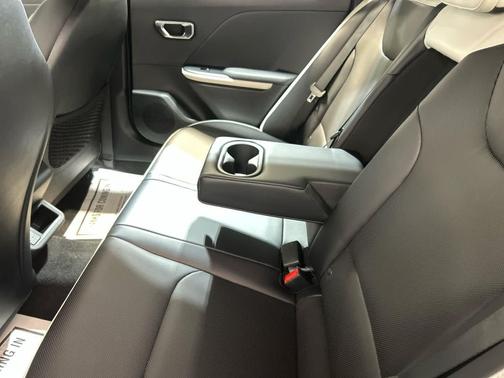 Wave Blue 2026 Kia K4 GT-Line