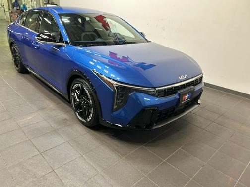 Wave Blue 2026 Kia K4 GT-Line