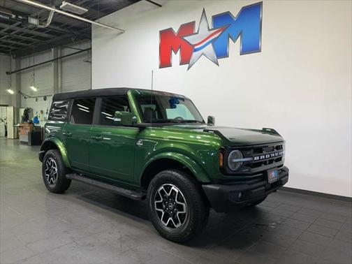 2023 Ford Bronco Outer Banks