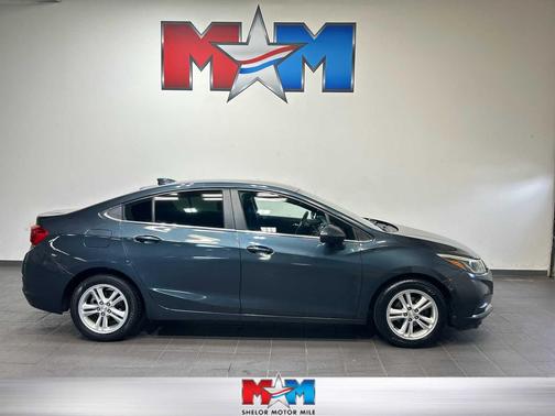 Graphite Metallic 2017 Chevrolet Cruze LT