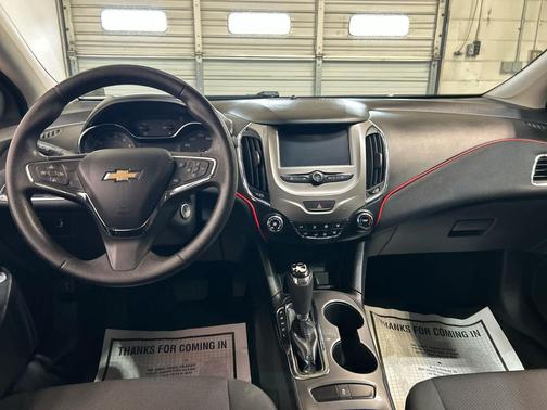 Graphite Metallic 2017 Chevrolet Cruze LT