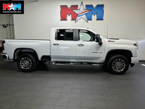 Summit White 2026 Chevrolet Silverado 2500 LT