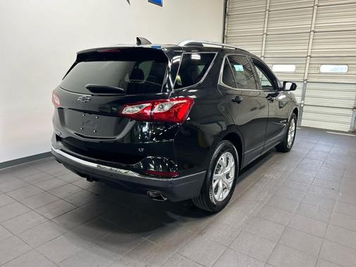 Mosaic Black Metallic 2020 Chevrolet Equinox 1LT