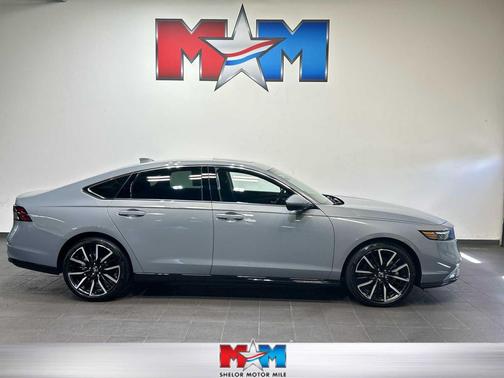 Urban Gray Pearl 2024 Honda Accord Hybrid Touring