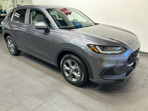 Modern Steel Metallic 2026 Honda HR-V LX