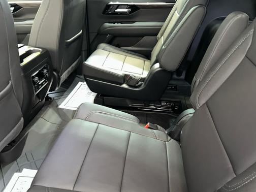 Cypress Gray 2026 Chevrolet Suburban Z71, 4WD