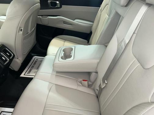 Wolf Gray 2026 Kia Sorento S