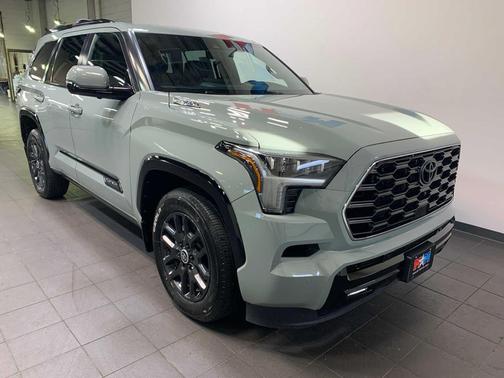 2024 Toyota Sequoia Platinum