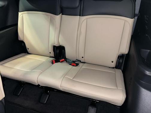 Ebony Black 2027 Kia Telluride Hybrid EX