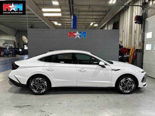 2026 Hyundai SONATA SEL