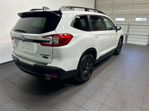 Crystal White Pearl 2026 Subaru Ascent Onyx Edition Touring 7-Passenger