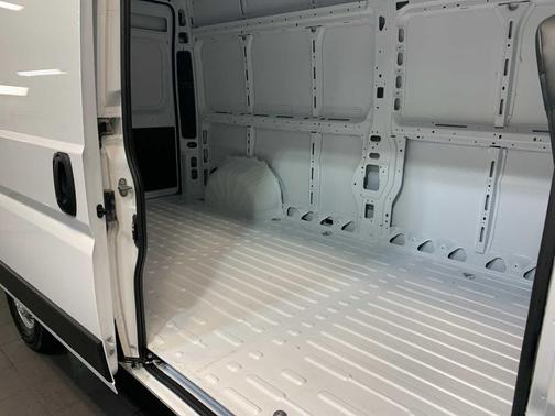 2026 RAM ProMaster 2500 Tradesman