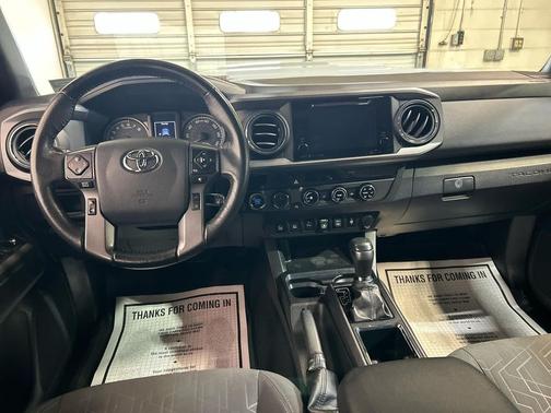 Cement 2018 Toyota Tacoma TRD Sport