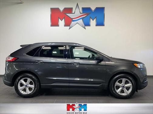 2020 Ford Edge SE