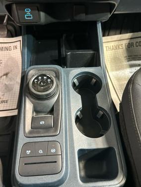 OXFORD WHITE 2022 Ford Maverick XL