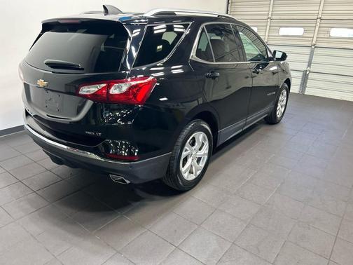 Mosaic Black Metallic 2020 Chevrolet Equinox 1LT