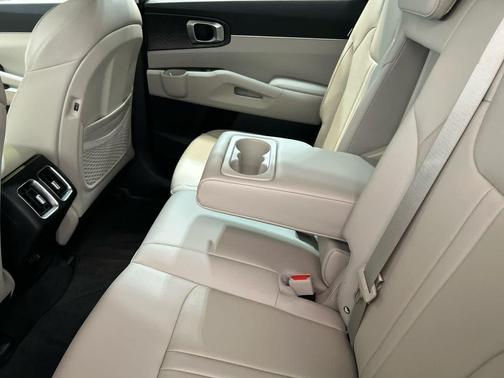 Wolf Gray 2026 Kia Sorento S