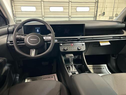 Ultimate Red 2026 Hyundai TUCSON SE