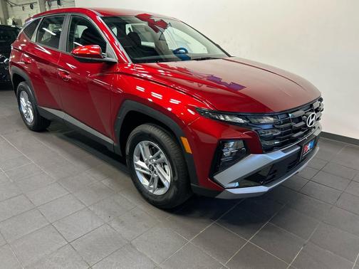 Ultimate Red 2026 Hyundai TUCSON SE