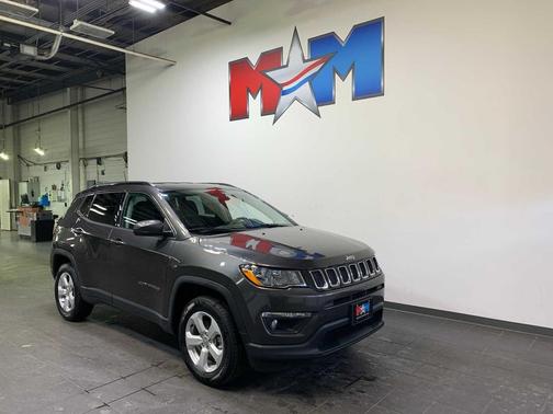 Granite Crystal Metallic Clearcoat 2020 Jeep Compass Latitude