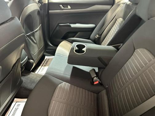 INSTELLAR GRAY 2026 Kia K5 LXS FWD