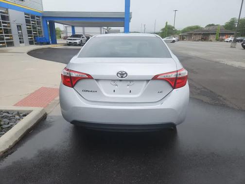 Classic Silver Metallic 2015 Toyota Corolla LE