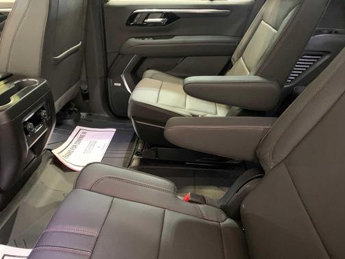 2026 Chevrolet Tahoe 4WD RST