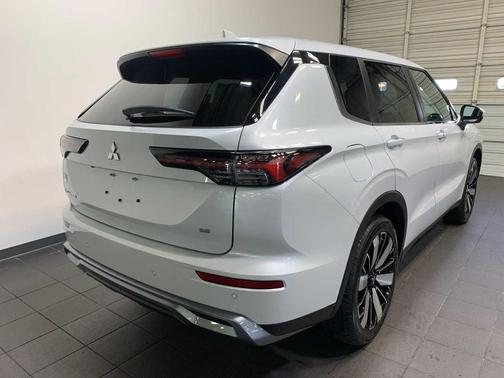 2025 Mitsubishi Outlander SE 2.5 2WD