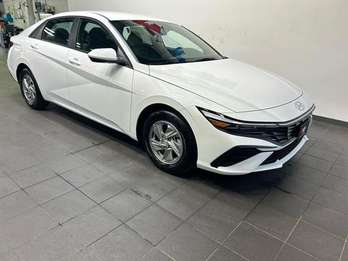 Serenity White 2026 Hyundai ELANTRA SE
