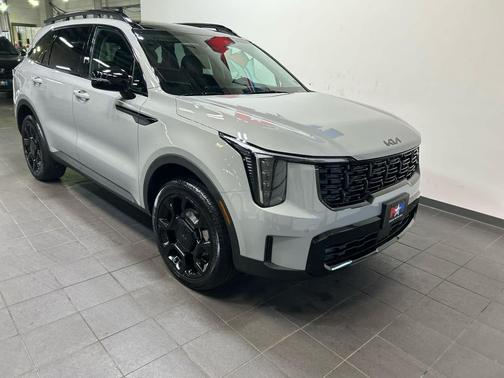 Wolf Gray 2026 Kia Sorento EX